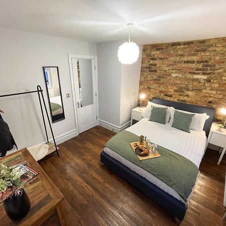 Stunning Brighton Seaside 2-Bedroom Townhouse With Patio, Sleeps 6 Exterior foto
